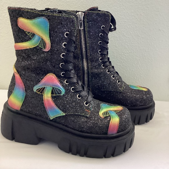 Dolls Kill Shoes - Dolls Kill Trippy Combat Boots by Clubb Exx Size 8